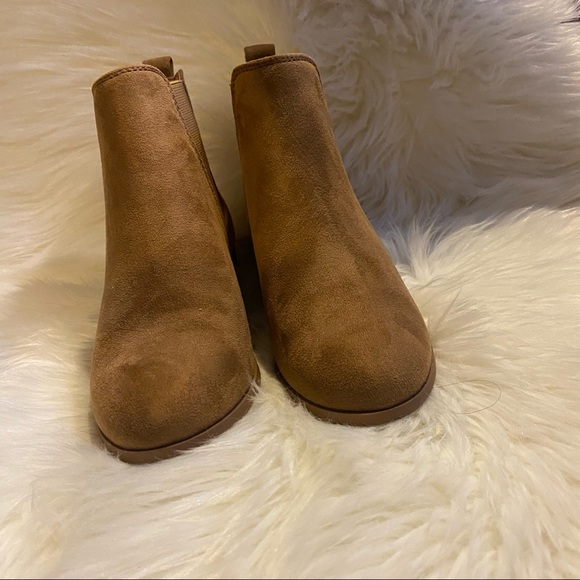 Brown Soda Booties - Picture 2 of 4